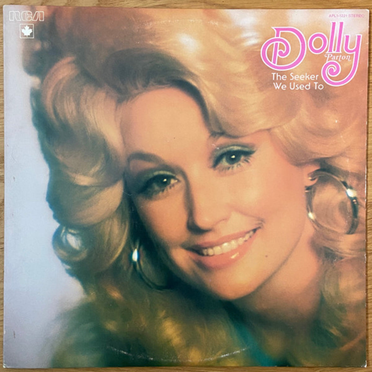 Dolly Parton – The Seeker / We Used To - 1975 VinylPursuit.com