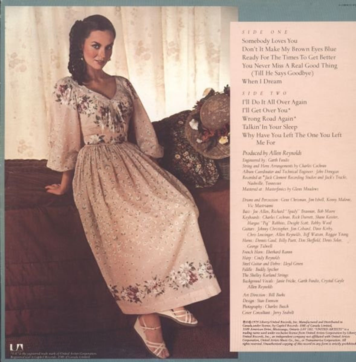Crystal Gayle – Classic Crystal VinylPursuit.com