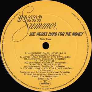 Donna Summer – She Works Hard For The Money - 1983! VinylPursuit.com