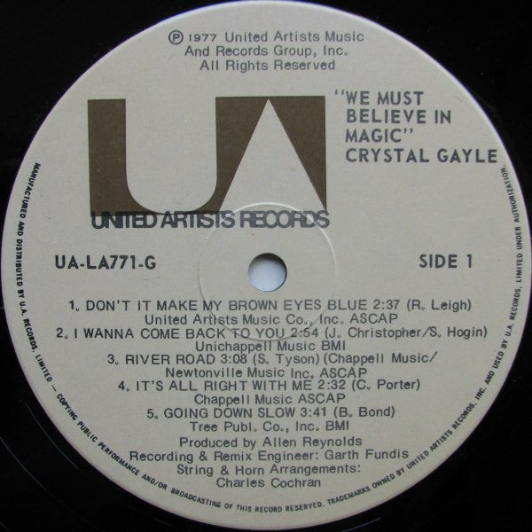Crystal Gayle – We Must Believe In Magic - 1977 VinylPursuit.com