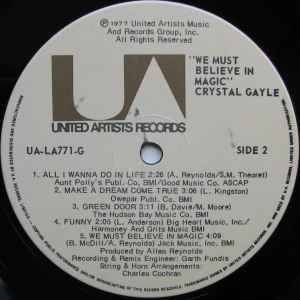 Crystal Gayle – We Must Believe In Magic - 1977 VinylPursuit.com