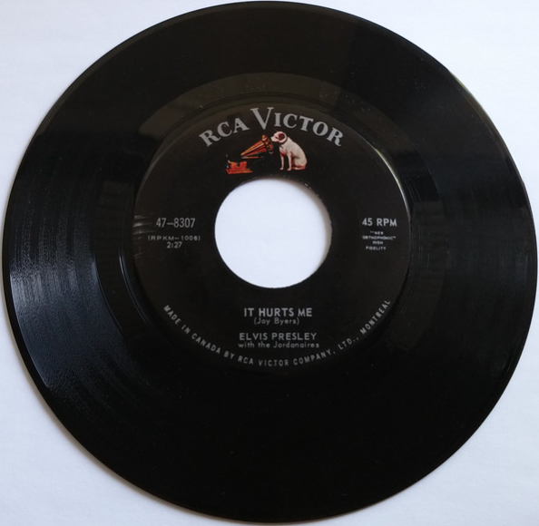 Elvis Presley With The Jordanaires – Kissin' Cousins / It Hurts Me - 45 RPM Single VinylPursuit.com