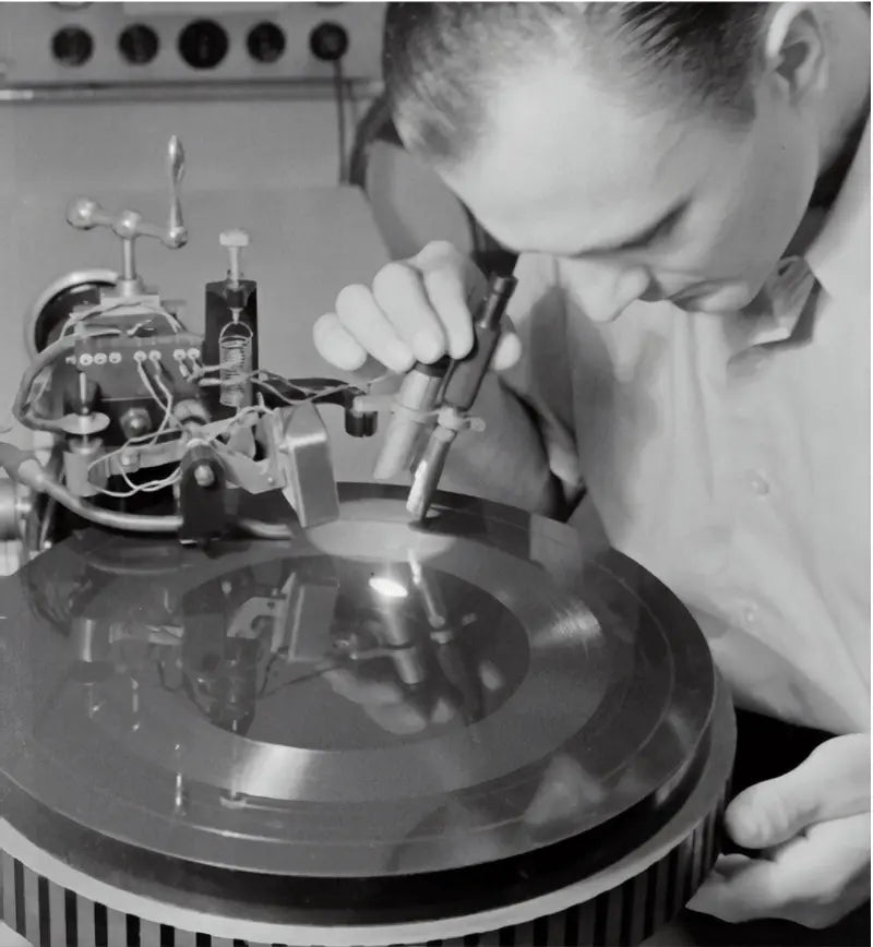 How Does Vinyl Pursuit Grade Vinyl Records?