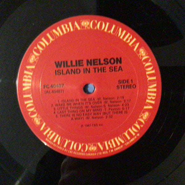 Willie Nelson – Island In The Sea - 1987 VinylPursuit.com