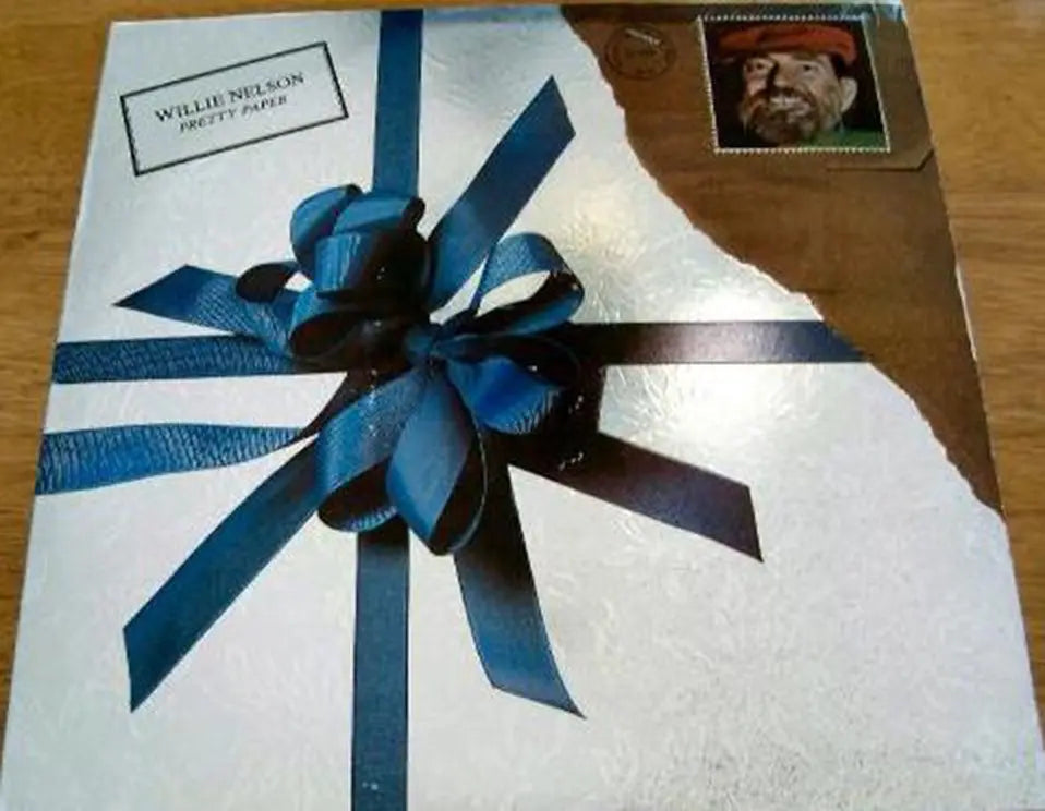 Willie Nelson – Pretty Paper - 1979 VinylPursuit.com
